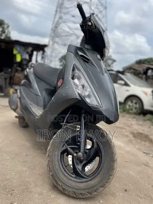 Yamaha 2020 Black