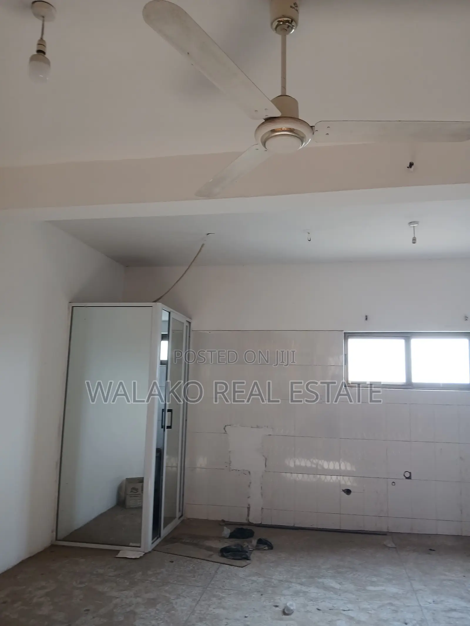 3storey +400square Metre Warehouse