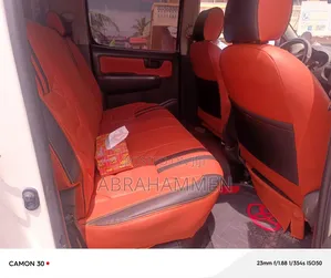 Toyota Hilux 2.5 D-4D 4X4 SRX 2012 White