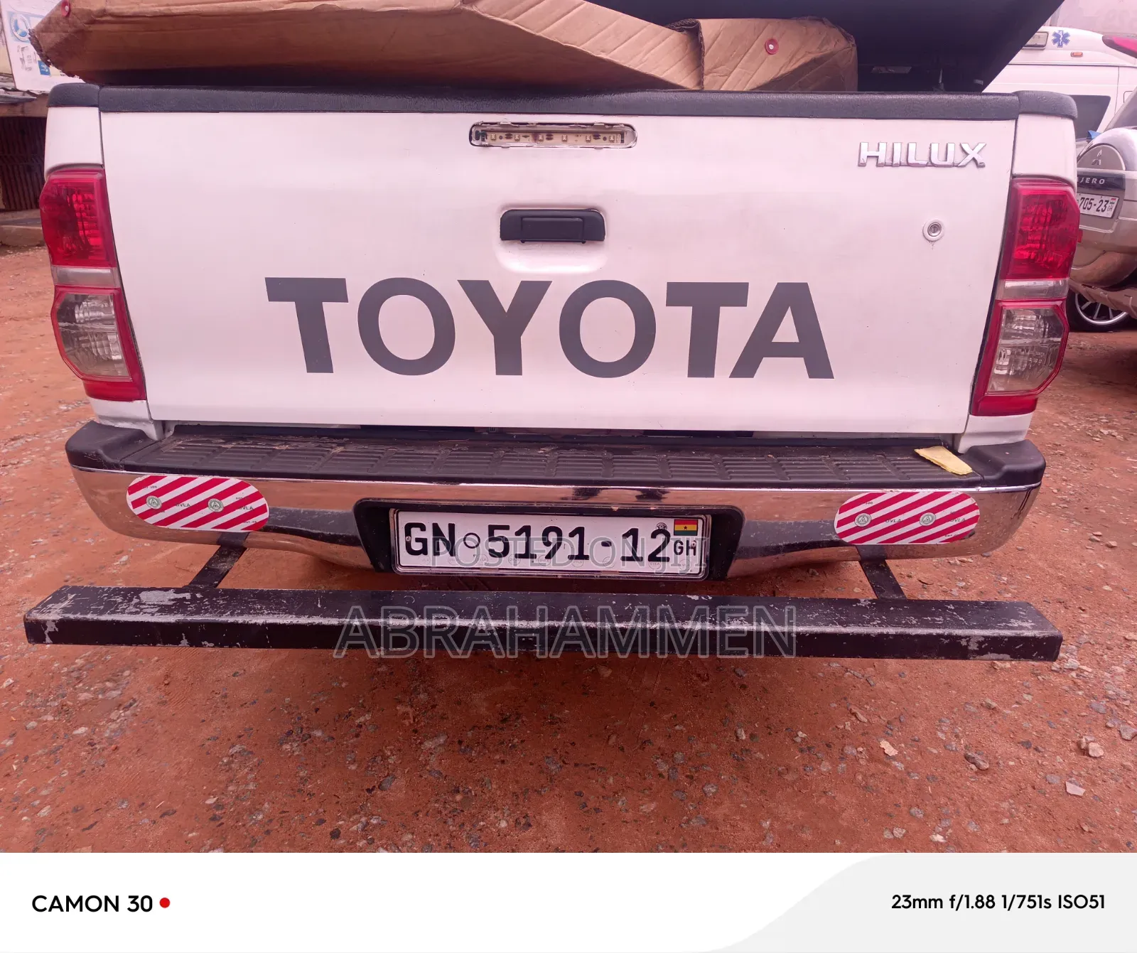 Toyota Hilux 2.5 D-4D 4X4 SRX 2012 White