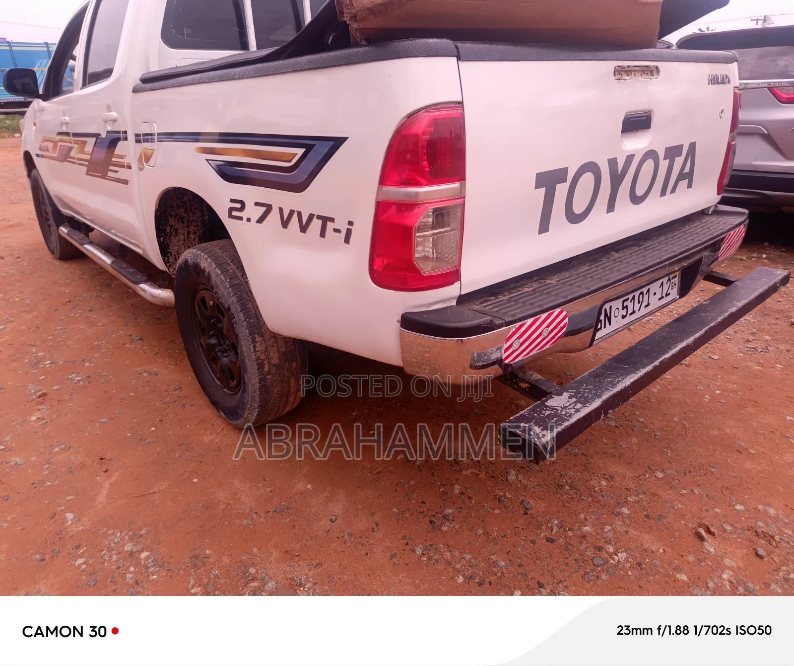 Toyota Hilux 2.5 D-4D 4X4 SRX 2012 White