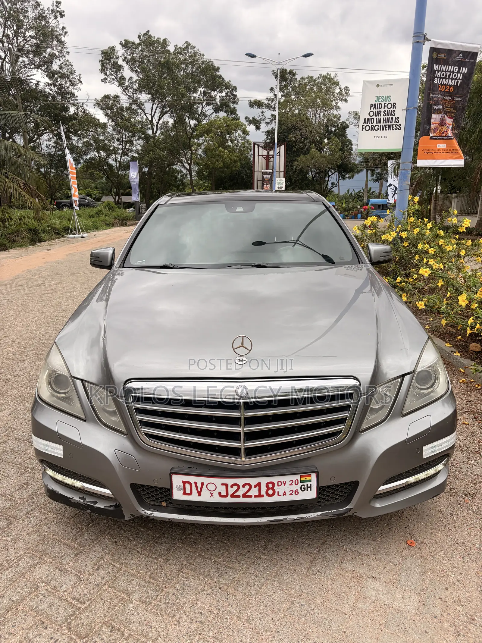 Mercedes-Benz E350 Base 4Matic Sedan AWD (3.5L 6cyl 7A) 2011 Gray