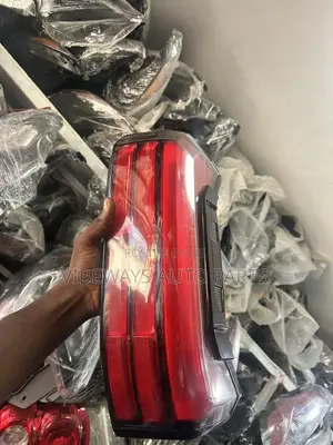 Toyota Tundra 2022-2025 Original Taillight(right)