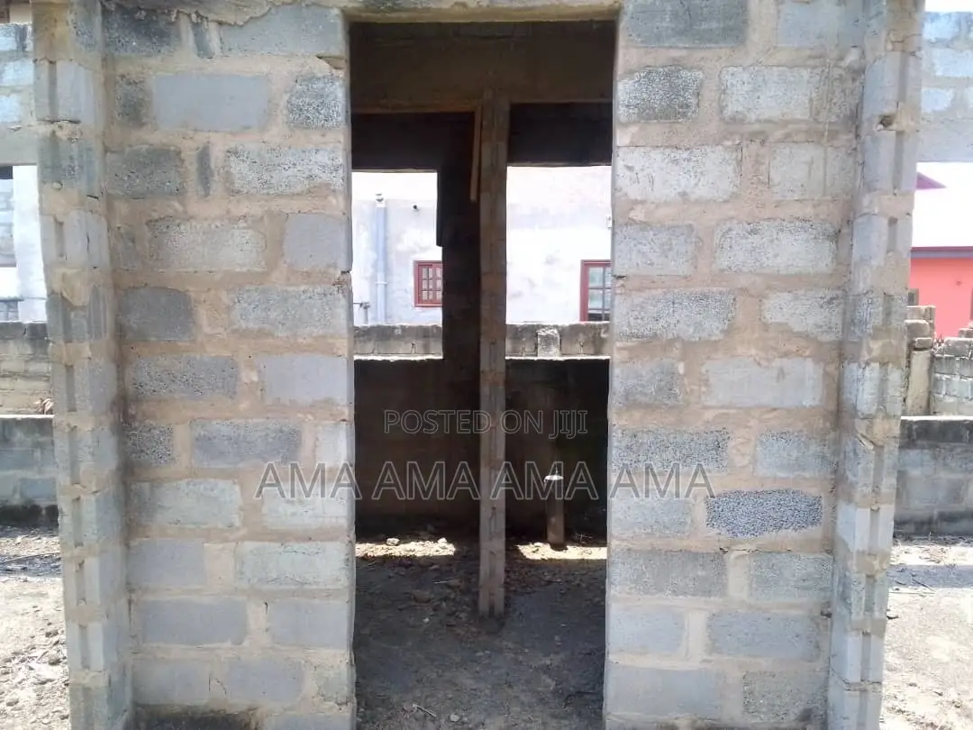4bdrm House in Awutu Senya East Municipal for sale