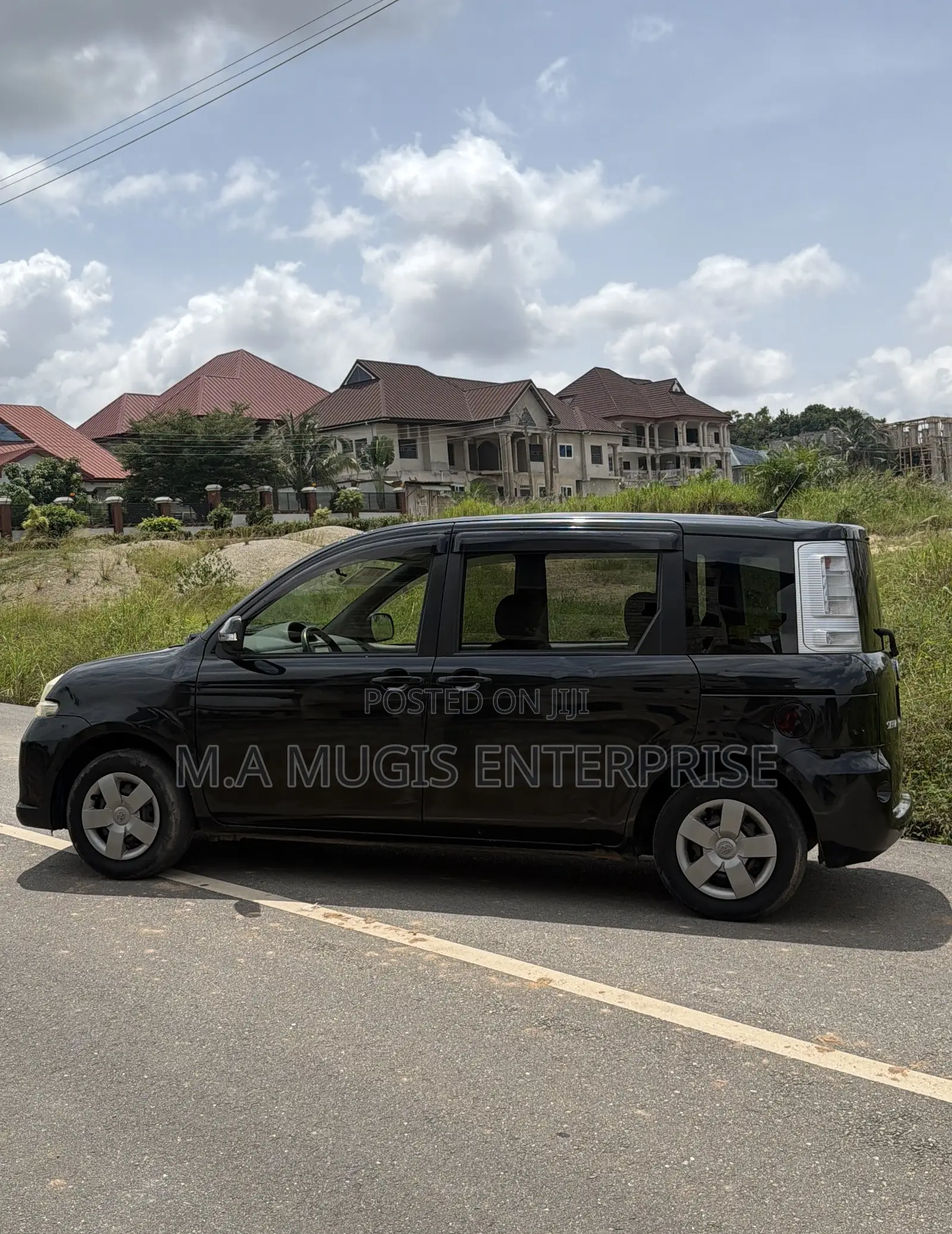 Toyota Sienta 2013 Black