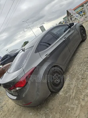 Hyundai Elantra Limited 4dr Sedan (1.8L 4cyl 6A) 2015 Gray