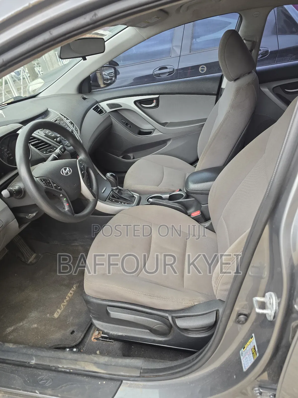 Hyundai Elantra Limited 4dr Sedan (1.8L 4cyl 6A) 2015 Gray