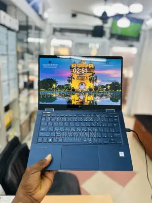 Laptop HP Dragonfly G2 8GB Intel Core i5 SSD 256GB