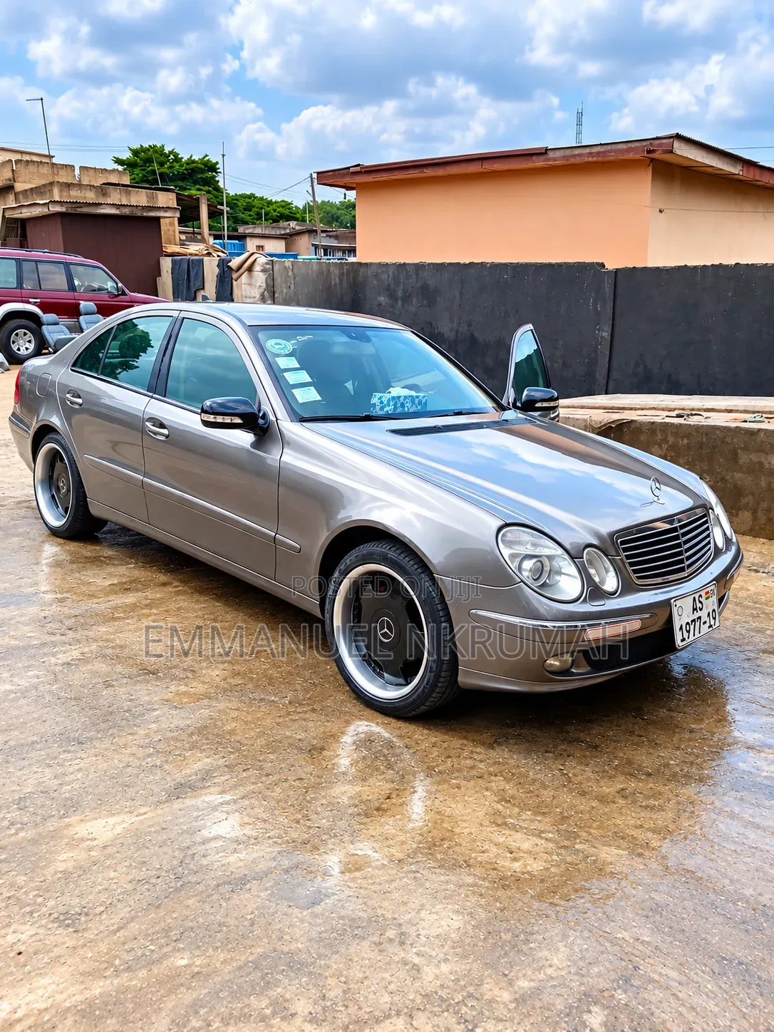 Mercedes-Benz E300 2015 Beige