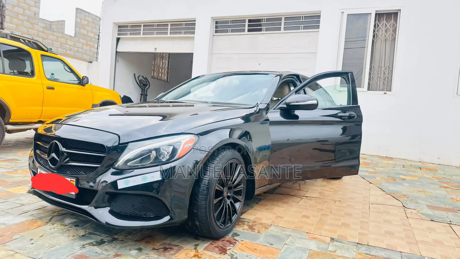 Mercedes-Benz C300 2016 Black