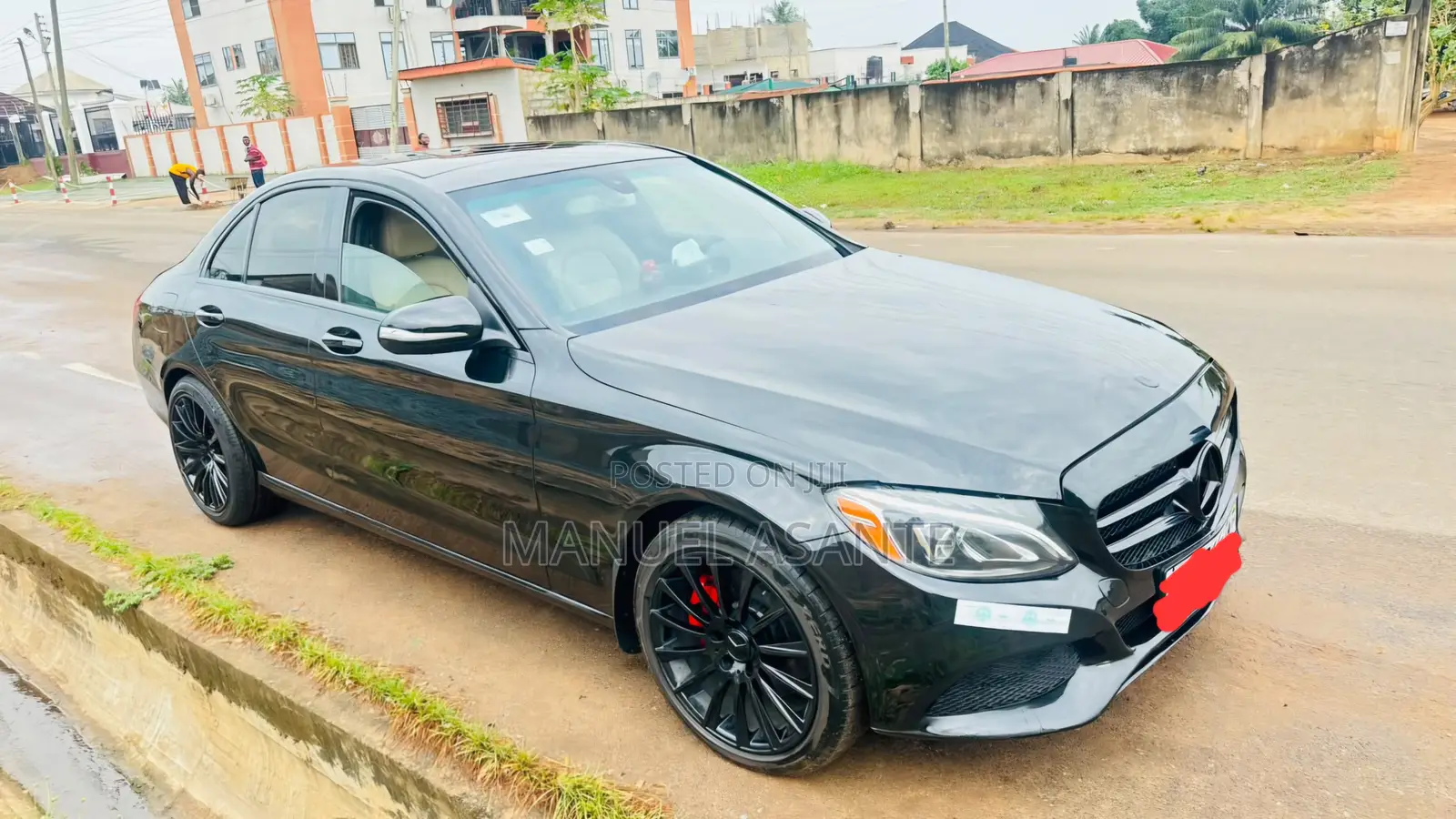 Mercedes-Benz C300 2016 Black