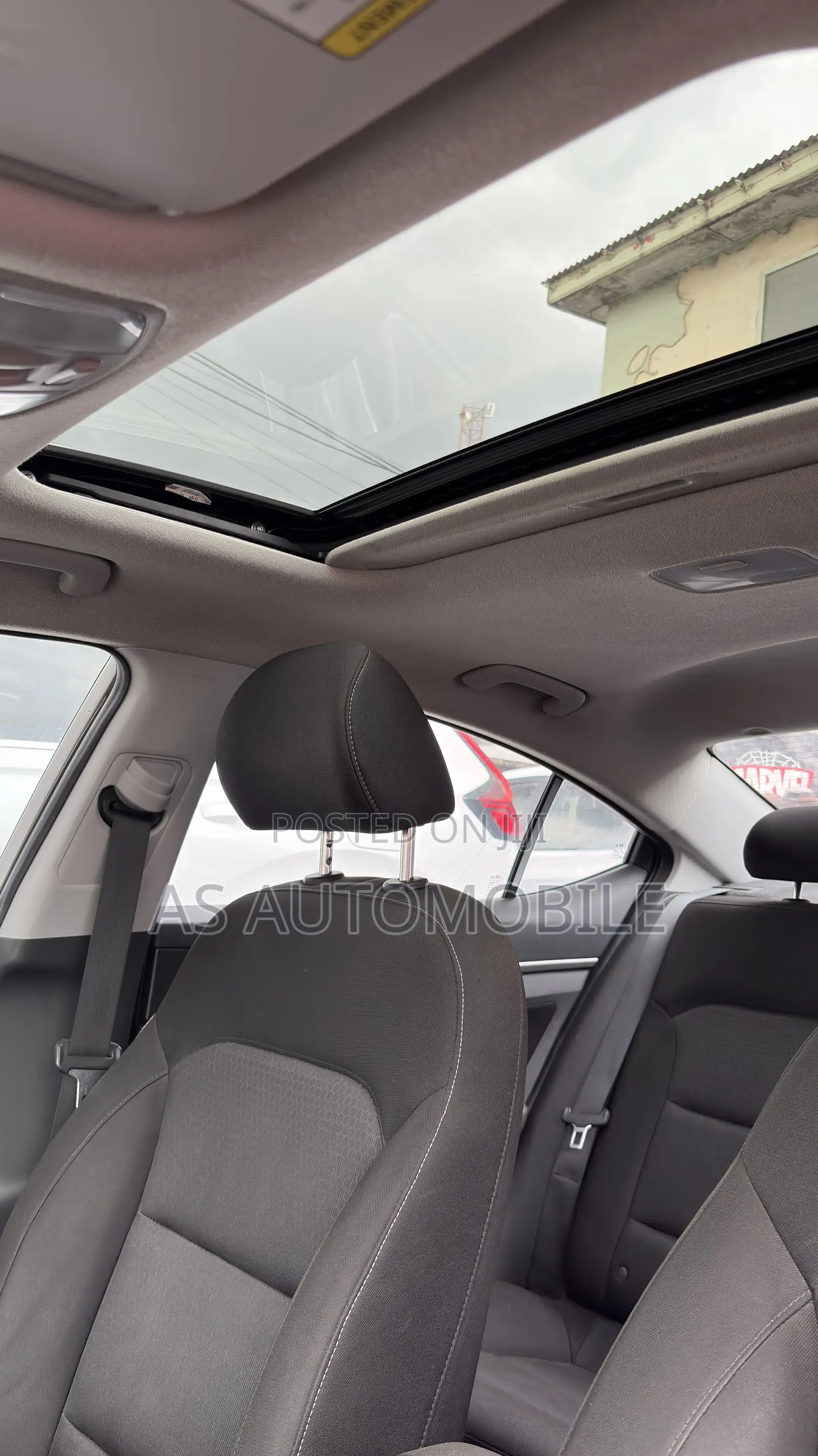 Hyundai Elantra Value Edition Sedan FWD (2.0L 4cyl 6A) 2017 Silver