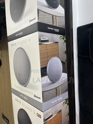 Onyx Studio 9