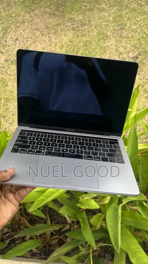Laptop Apple MacBook Pro 2019 8GB Intel Core i5 SSD 256GB