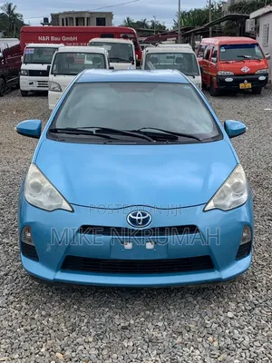 Toyota Aqua 2013 Blue