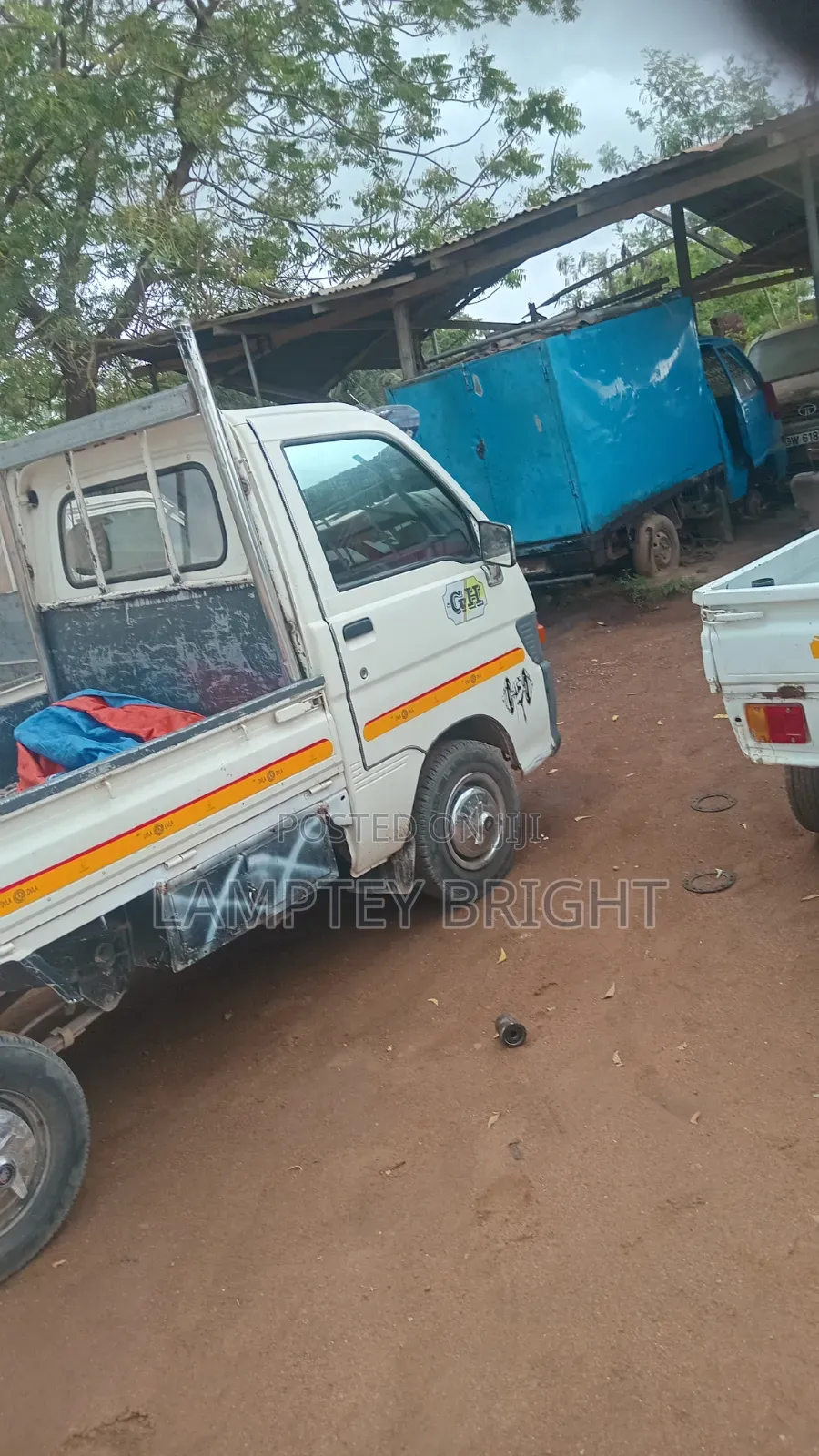 Daihatsu Mini Truck 2015 White