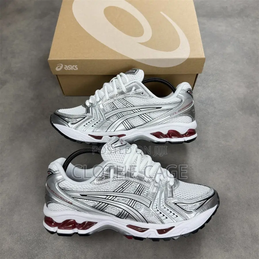 ASICS Gel-Kayano 14