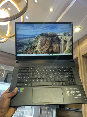 Laptop MSI GS66 Stealth 11UH 16GB Intel Core i7 SSD 512GB