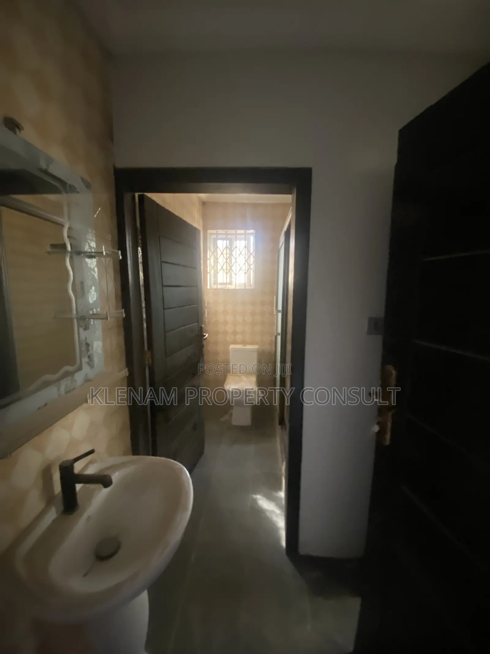 3bdrm House in Ablekuma for rent