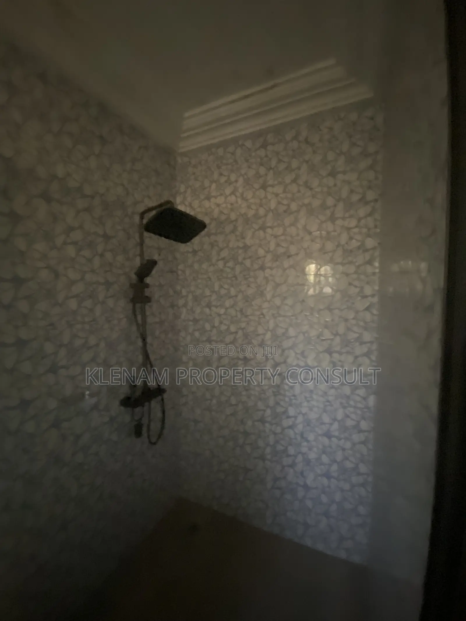 3bdrm House in Ablekuma for rent