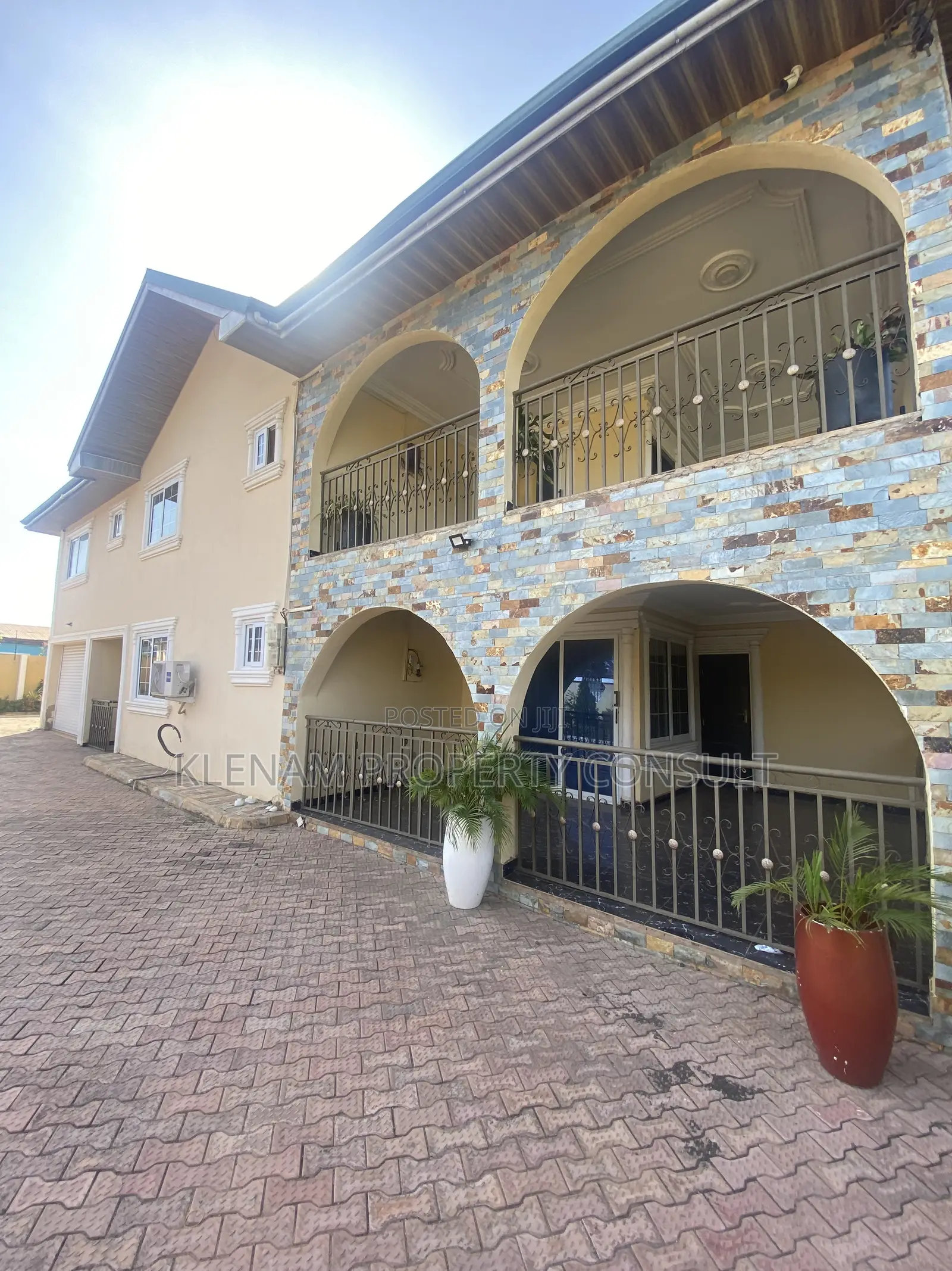 3bdrm House in Ablekuma for rent