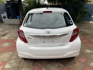 Toyota Vitz 1.3 FWD 3dr 2016 White