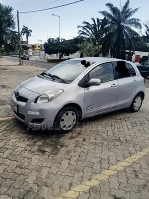 Toyota Vitz 1.3 AWD 3dr 2010 Silver