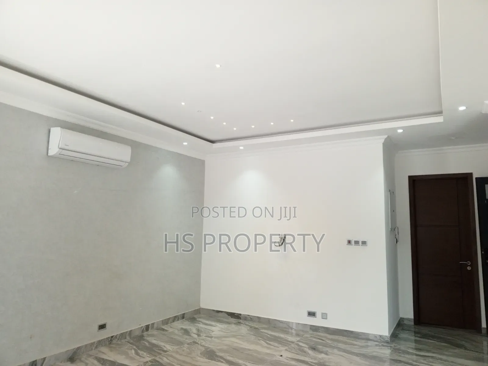 4bdrm Townhouse / Terrace in Ghana Link Area for rent