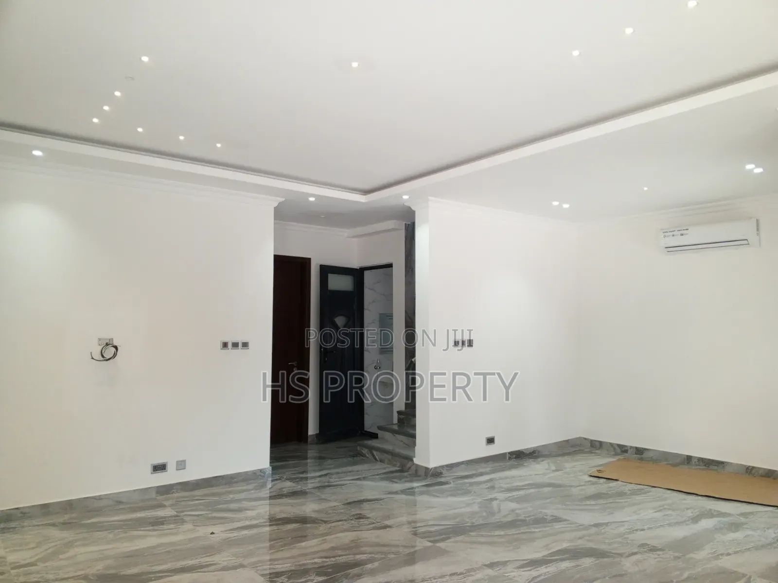 4bdrm Townhouse / Terrace in Ghana Link Area for rent