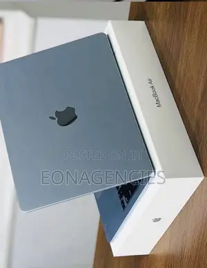 New Laptop Apple MacBook Air 2026 M5 16GB Apple M5 SSD 512GB