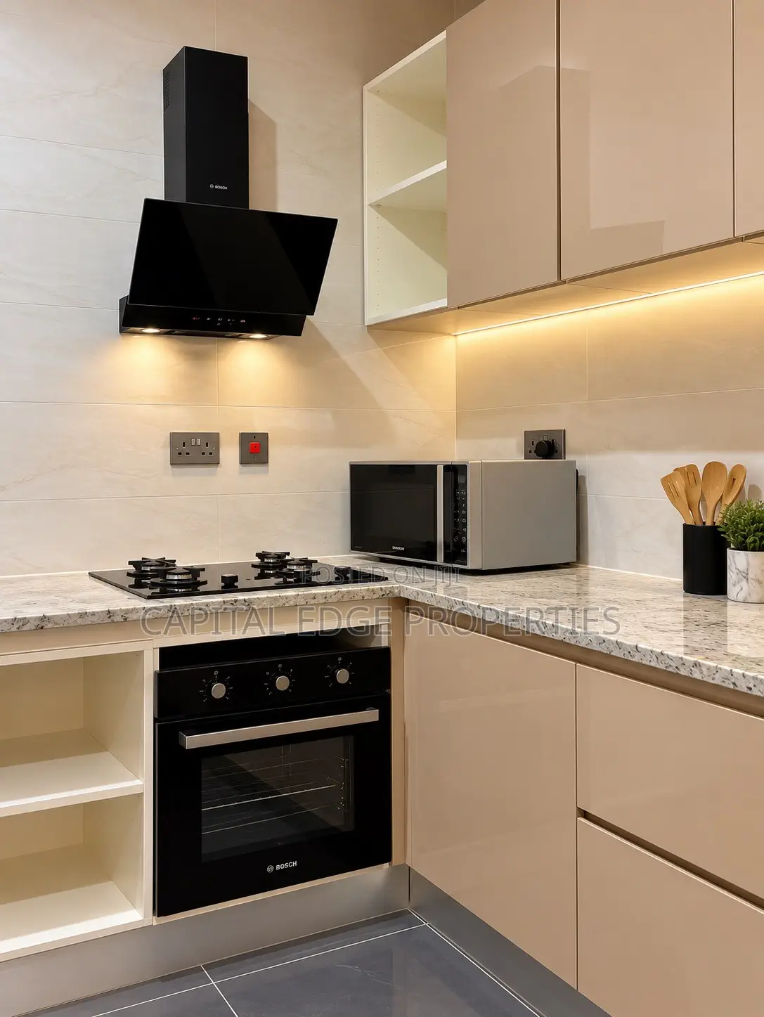 Furnished 4bdrm Townhouse / Terrace in Labone for rent