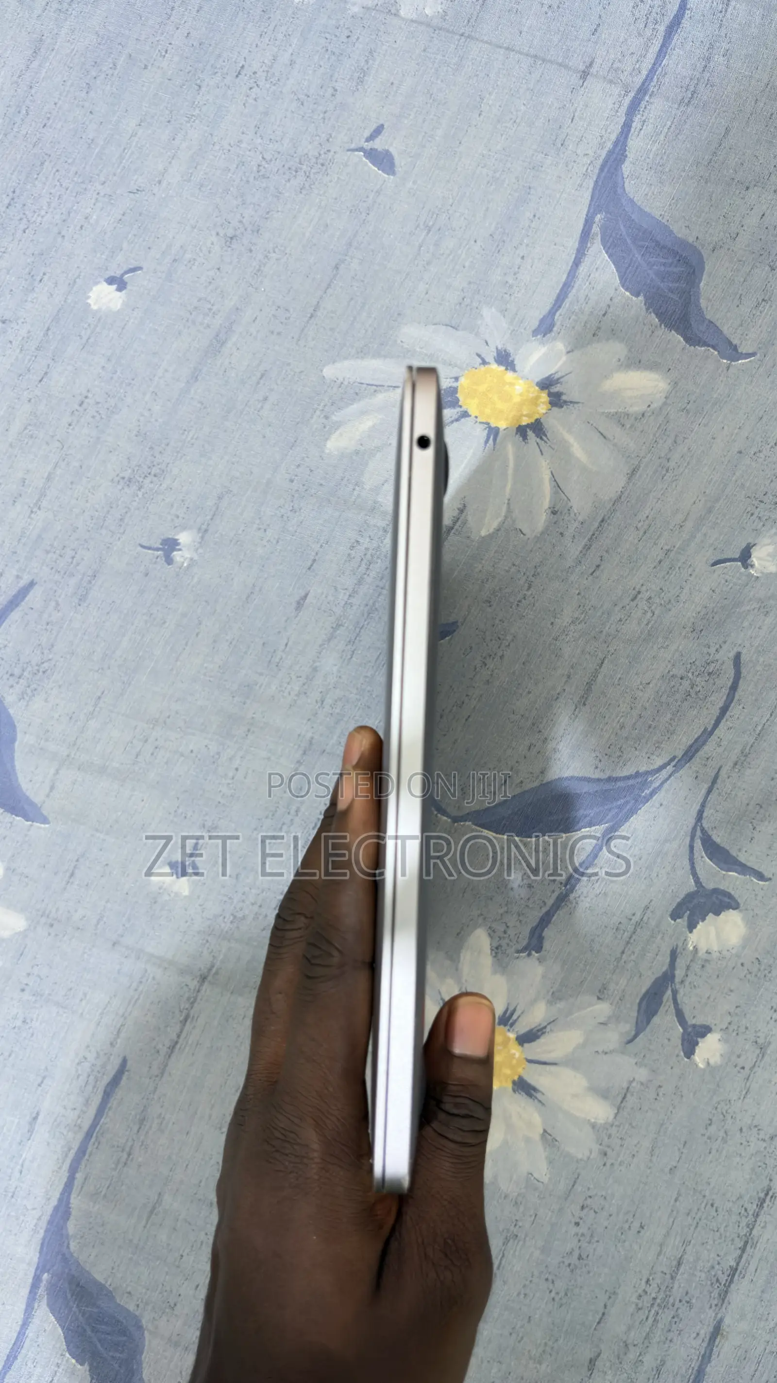 Laptop Apple MacBook Pro 2017 8GB Intel Core i5 SSD 256GB