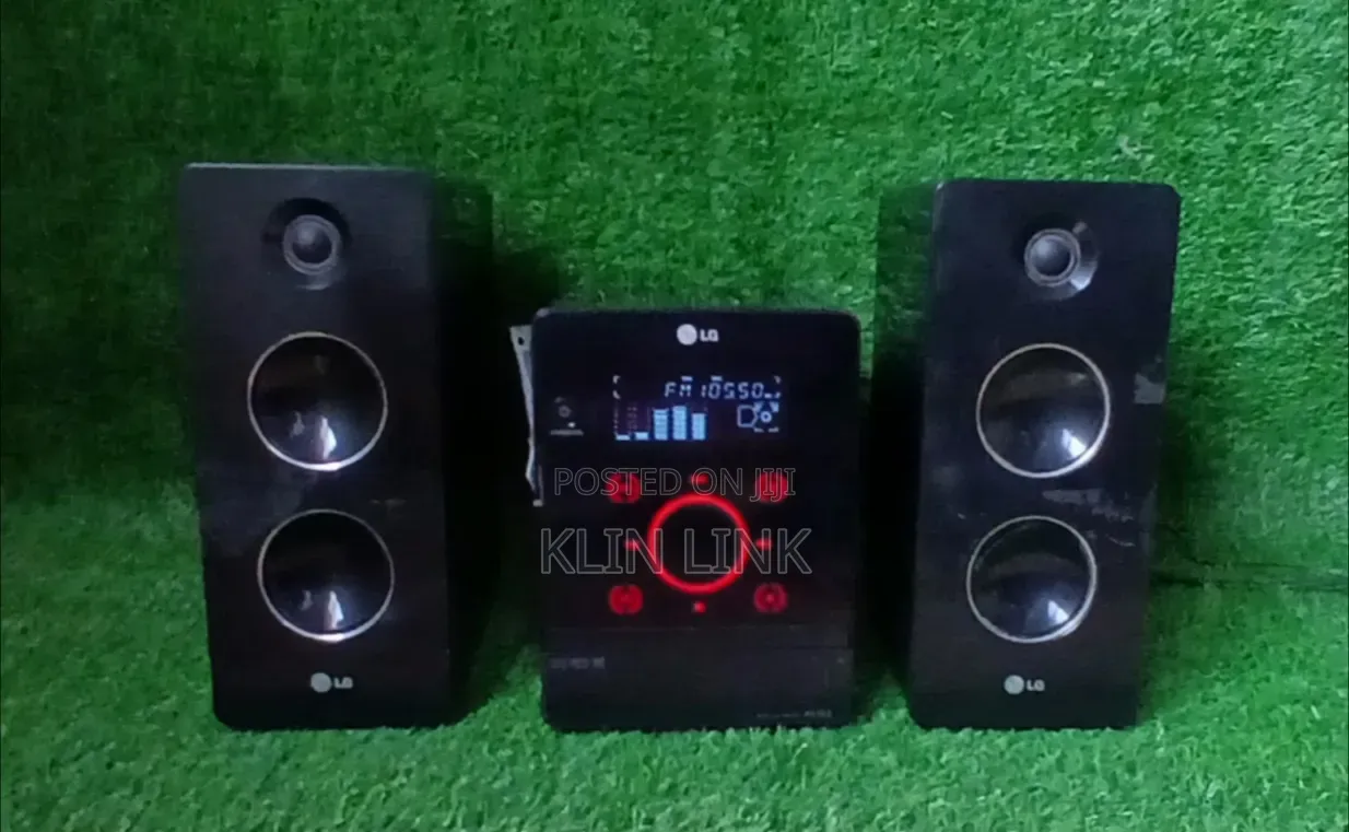 LG Xboom Cm2760
