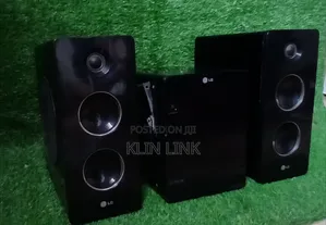 LG Xboom Cm2760