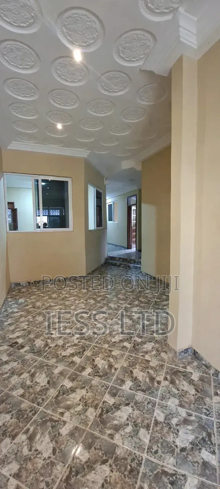 5bdrm House in Volta Estate, Community 25 for sale