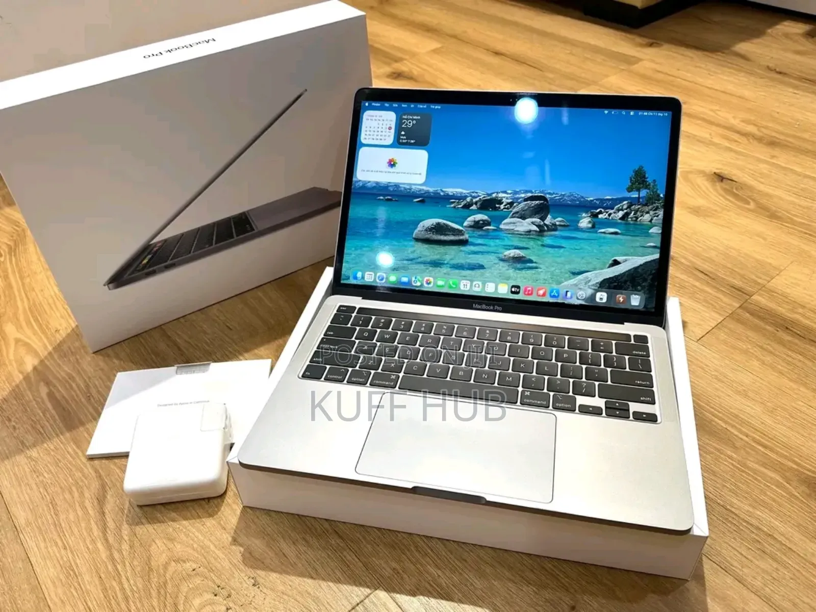 New Laptop Apple MacBook Pro 2020 M1 16GB Apple M1 SSD 512GB