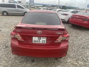 Toyota Corolla LE 4dr Sedan (1.8L 4cyl 4A) 2012 Red