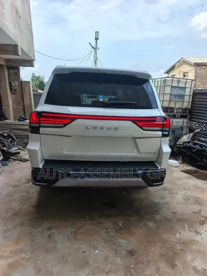 Land Cruiser 200(2012,2015,2016-2020) Upgrade to Lexus LX600 Body Kit
