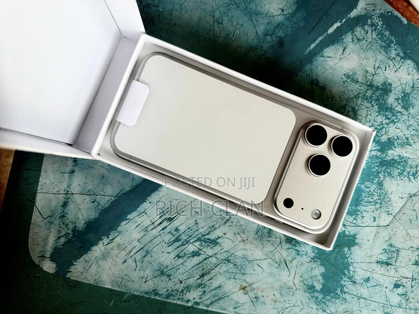 New Apple iPhone 17 Pro Max 256 GB Silver