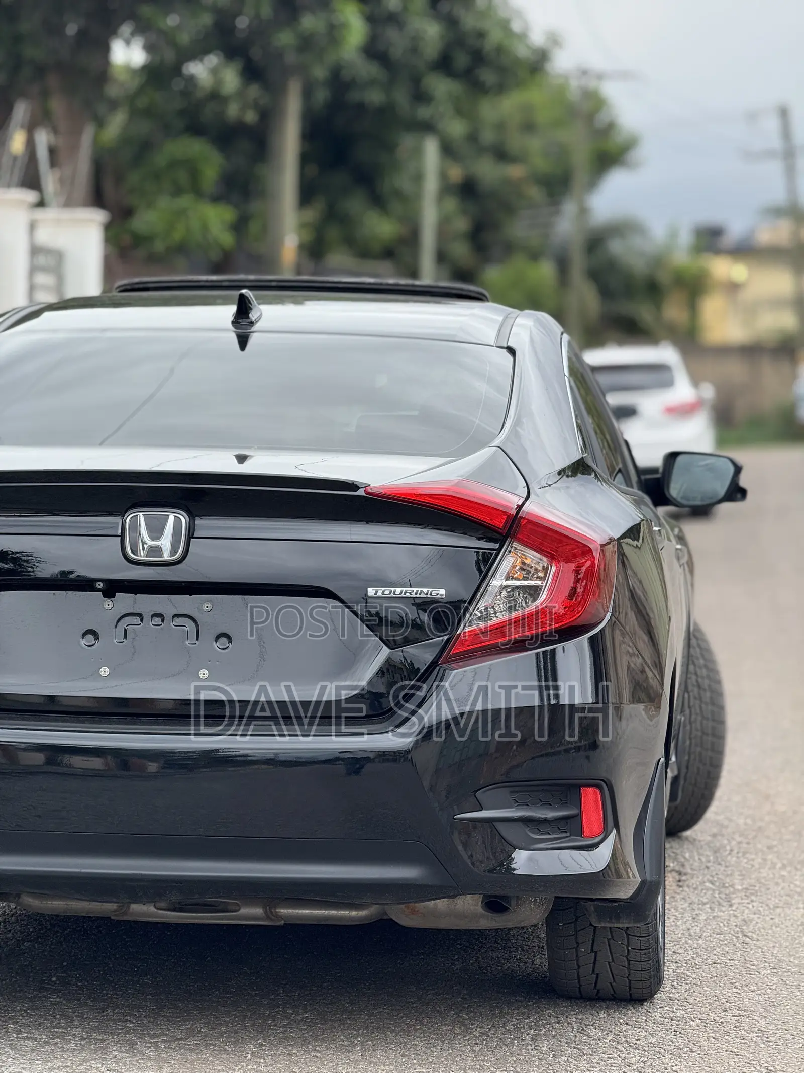 Honda Civic Touring 4dr Sedan (1.5L 4cyl) 2016 Black