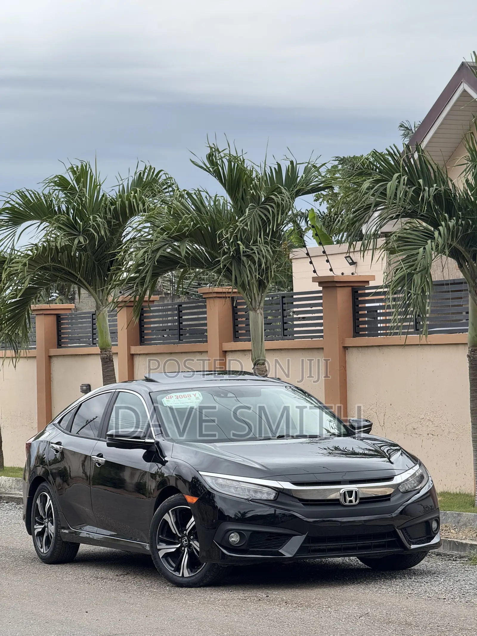 Honda Civic Touring 4dr Sedan (1.5L 4cyl) 2016 Black