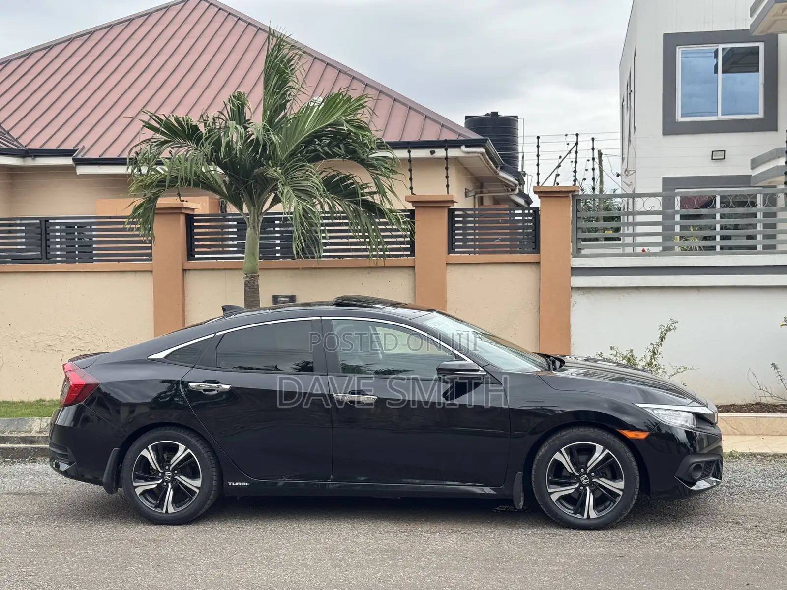 Honda Civic Touring 4dr Sedan (1.5L 4cyl) 2016 Black