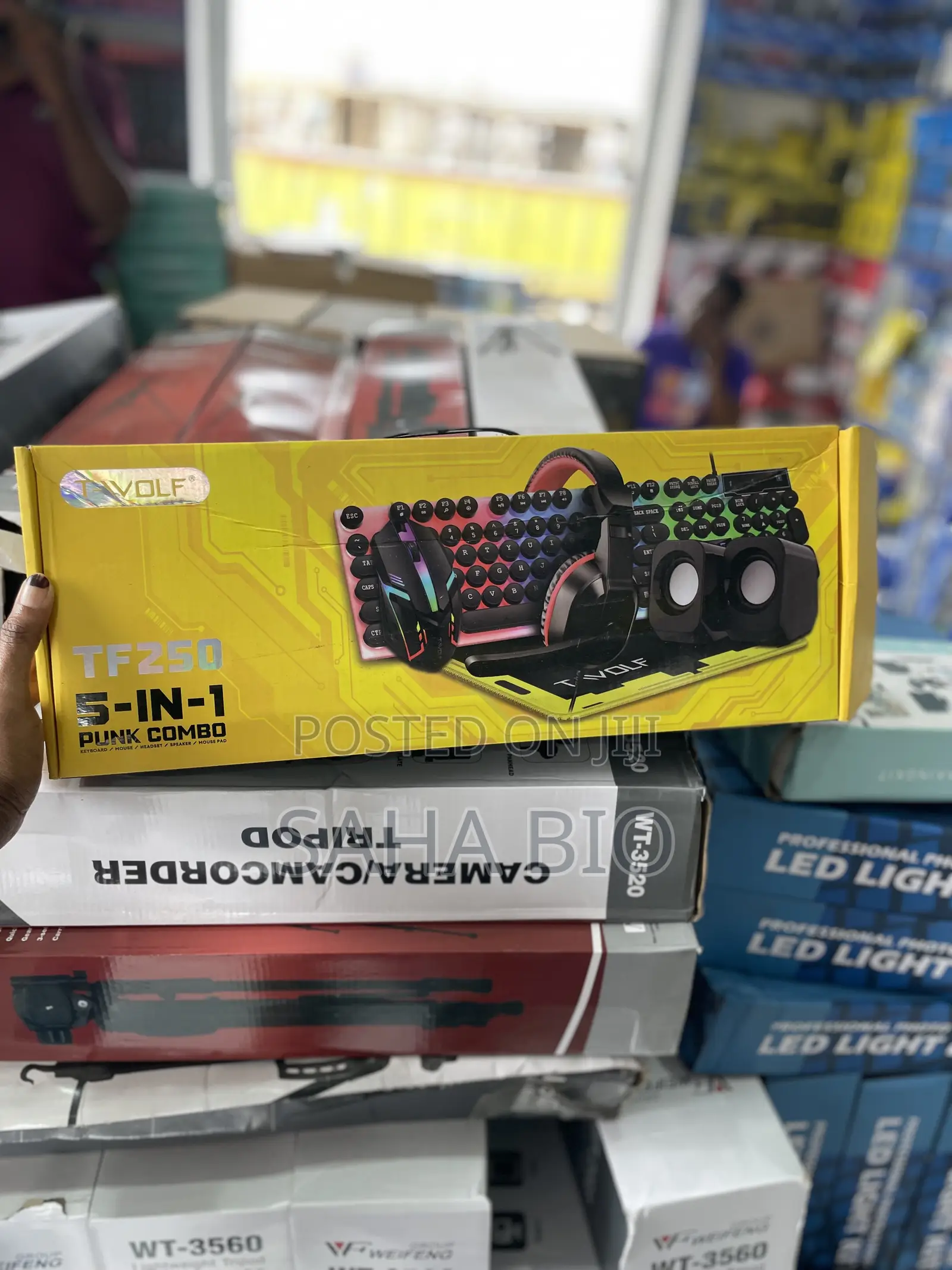 5 in 1 GAMING USB KEYBOARD