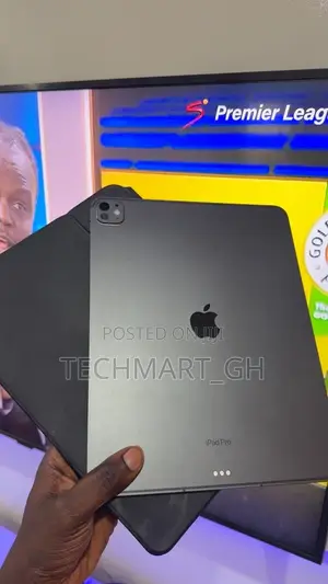 Apple iPad Pro 13 (2025) 256 GB Black