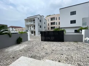Furnished 4bdrm Townhouse / Terrace in Seekers Realty, Labone SHS Area