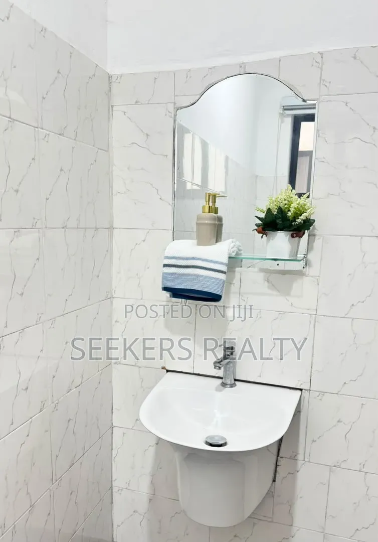 Furnished 4bdrm Townhouse / Terrace in Seekers Realty, Labone SHS Area