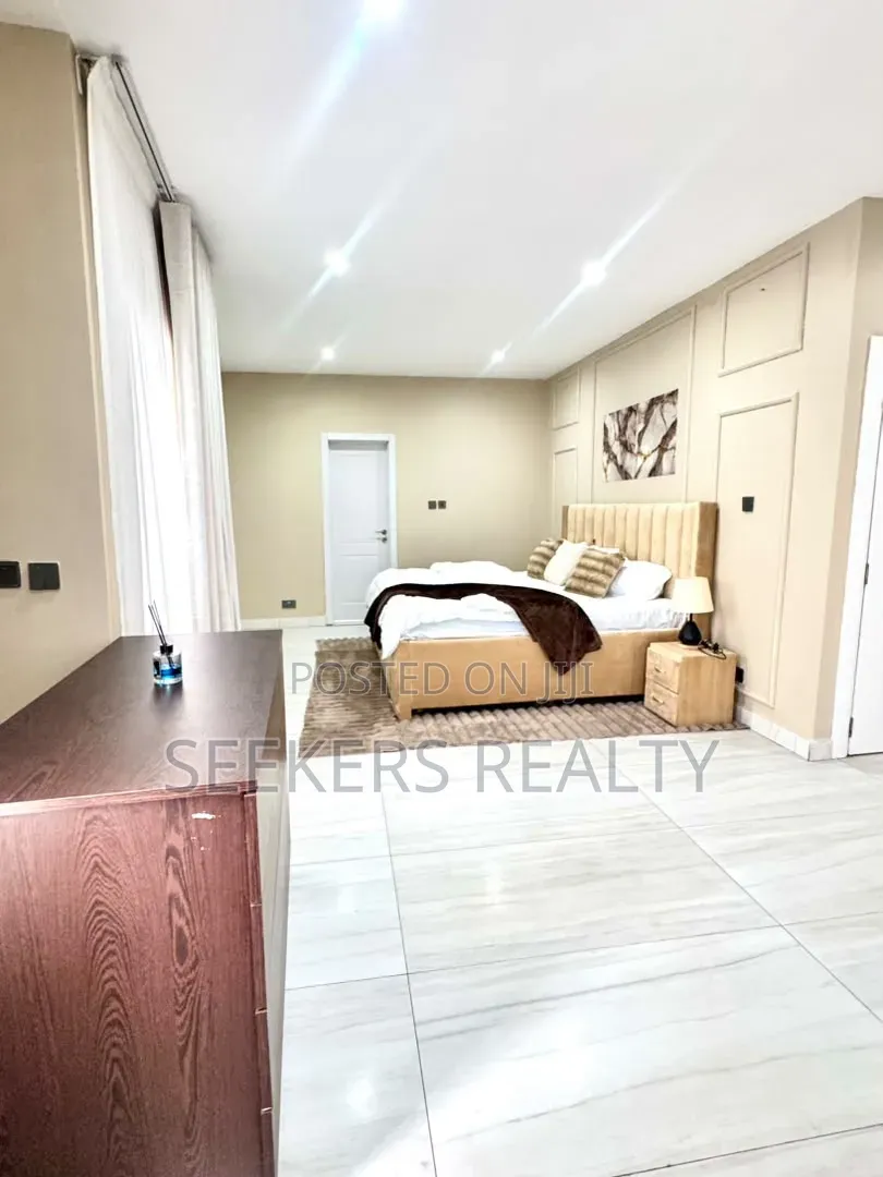 Furnished 4bdrm Townhouse / Terrace in Seekers Realty, Labone SHS Area