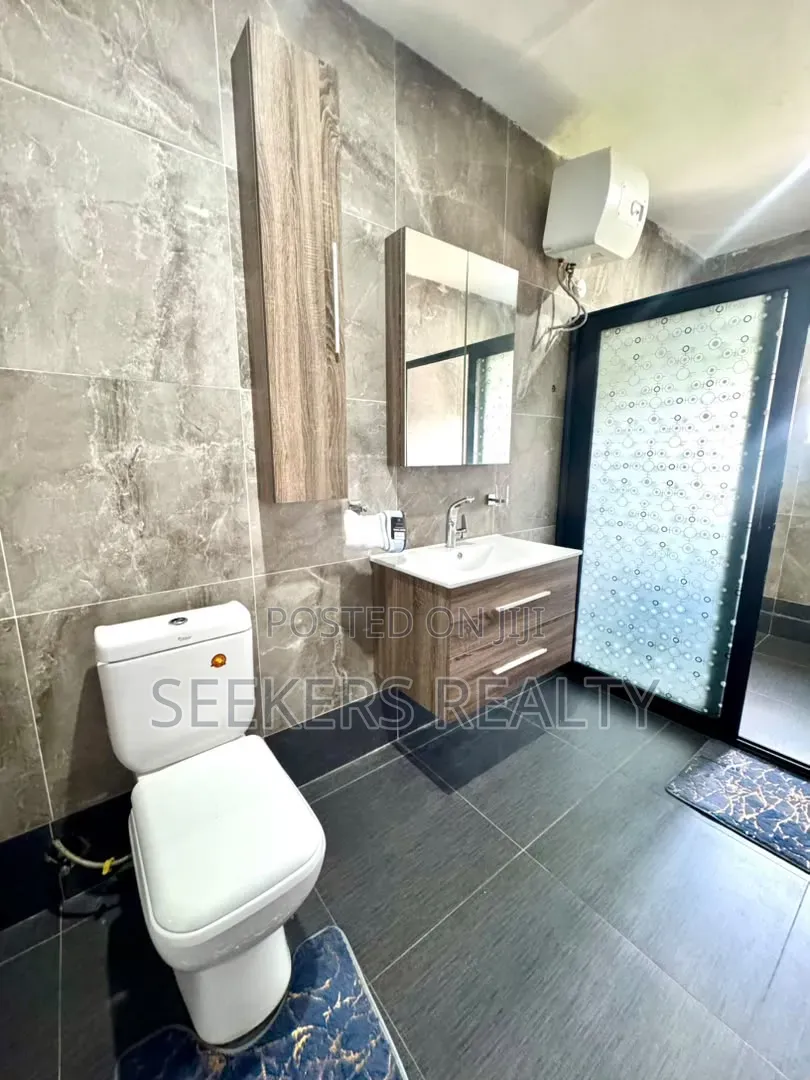 Furnished 4bdrm Townhouse / Terrace in Seekers Realty, Labone SHS Area