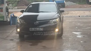 Toyota Camry L 4dr Sedan (2.5L 4cyl 6A) 2014 Gray