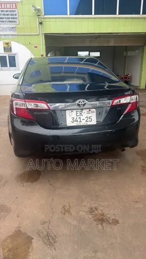 Toyota Camry L 4dr Sedan (2.5L 4cyl 6A) 2014 Gray